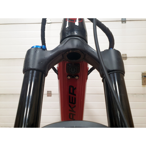 MONDRAKAP - Couvercle Hermétique Amélioré pour Port de Charge Mondraker avec Vis Colorées