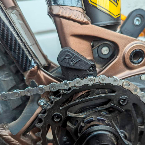 CHAINDRAKER - Specific chain guide for Mondraker e-bikes