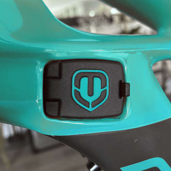 MONDRAKAP CARBON - Coperchio per la porta di ricarica Mondraker Crafty Carbon