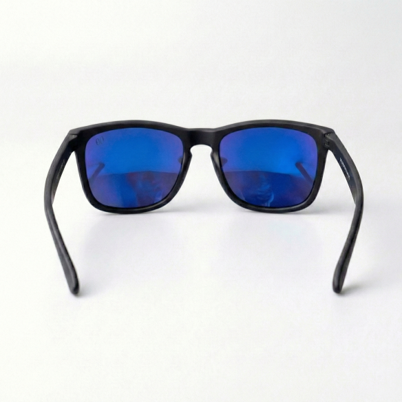 PADDOCK - Lunettes de Soleil Polarisées Lifestyle - Monture Noire Mate & Verres TAC Antireflets