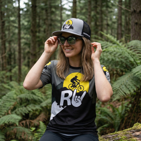 PODIUM - Gafas de Sol Polarizadas Lifestyle - Montura Bicolor & Lentes TAC Antirreflejos